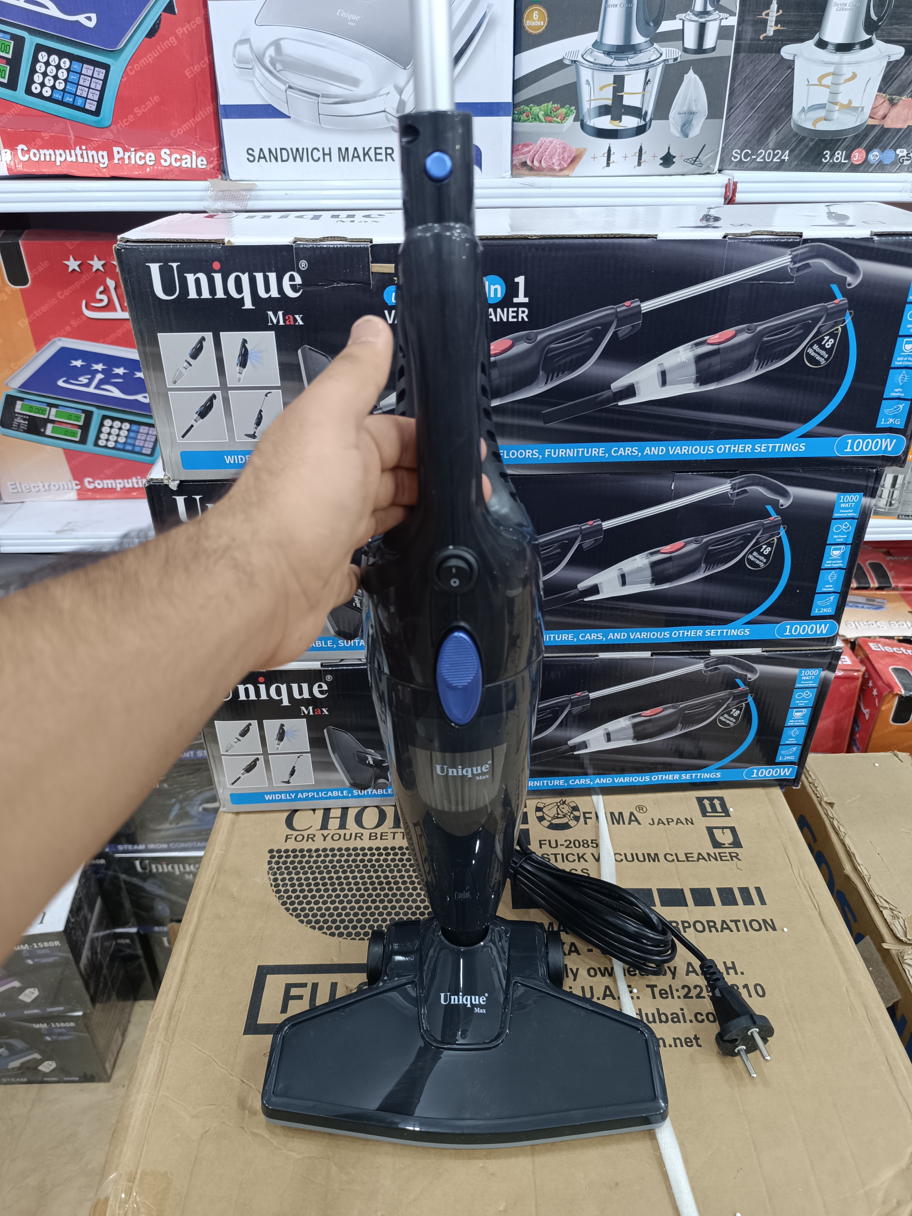 جاروبرقی عصایی 2 کاره یونیک مکس مدل UM-993 با توان 1000 وات و مکش قدرتمند و قیمت مناسب